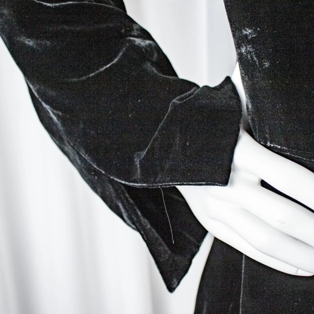 Lafayette 148, NewYork, black, Ruffle, cropped, velvet feminine jacket, career - Picture 7 of 10